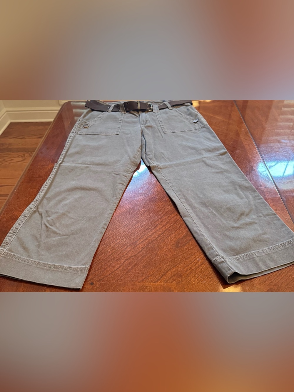 Jag Capris in Olive Green with Brown Belt Size 12 **NWOT**